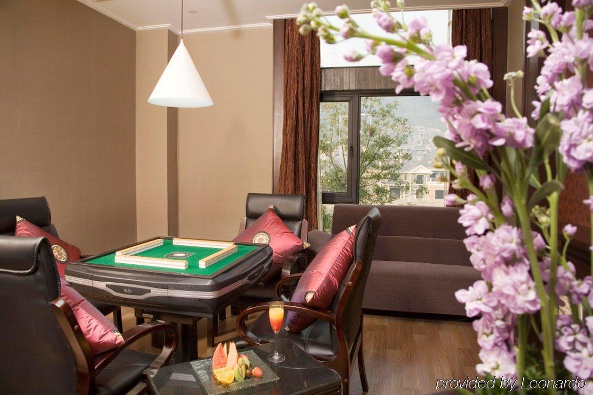 Crowne Plaza Hangzhou Xanadu Resort Zewnętrze zdjęcie